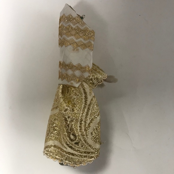 Doll - Picture 4 of 12